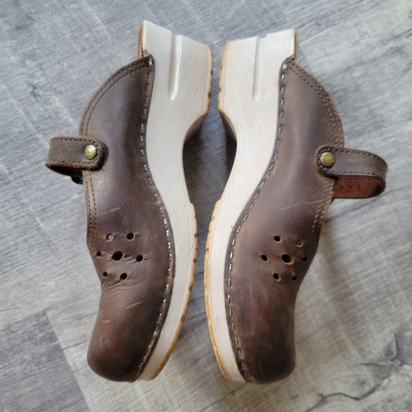 Dansko Clogs - Picture 6 of 6